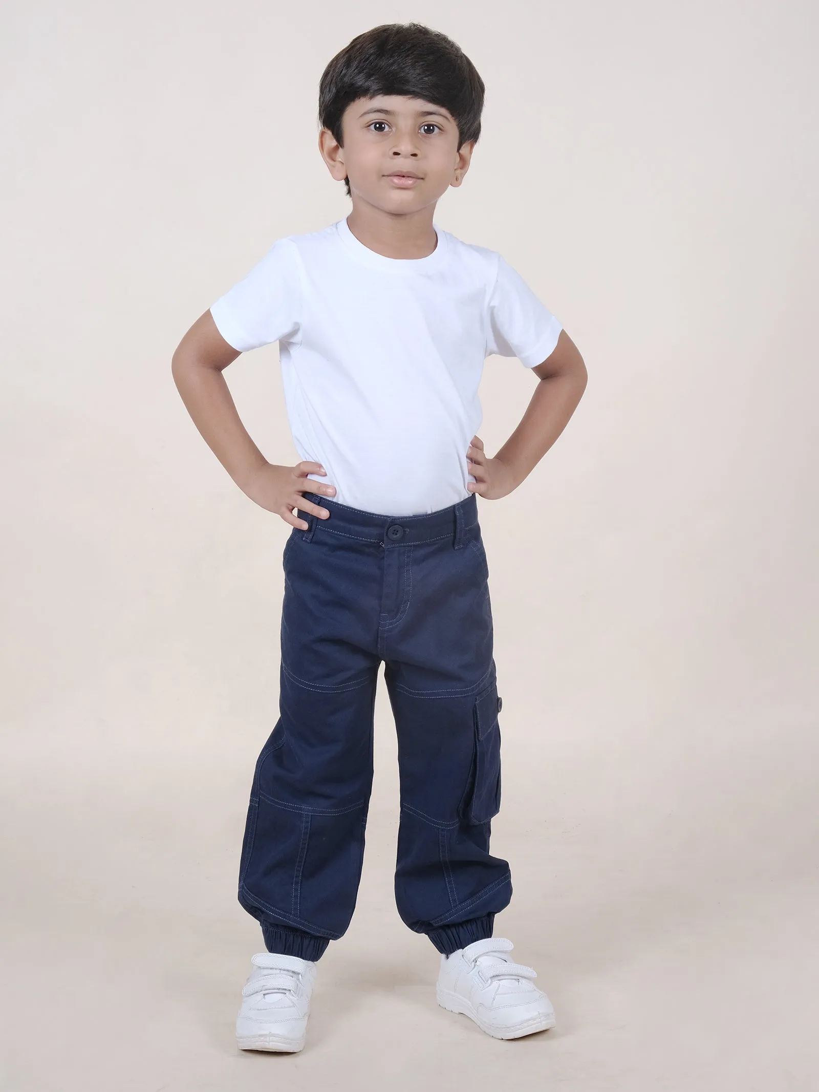 Boys Cotton Solid Cargo Pant