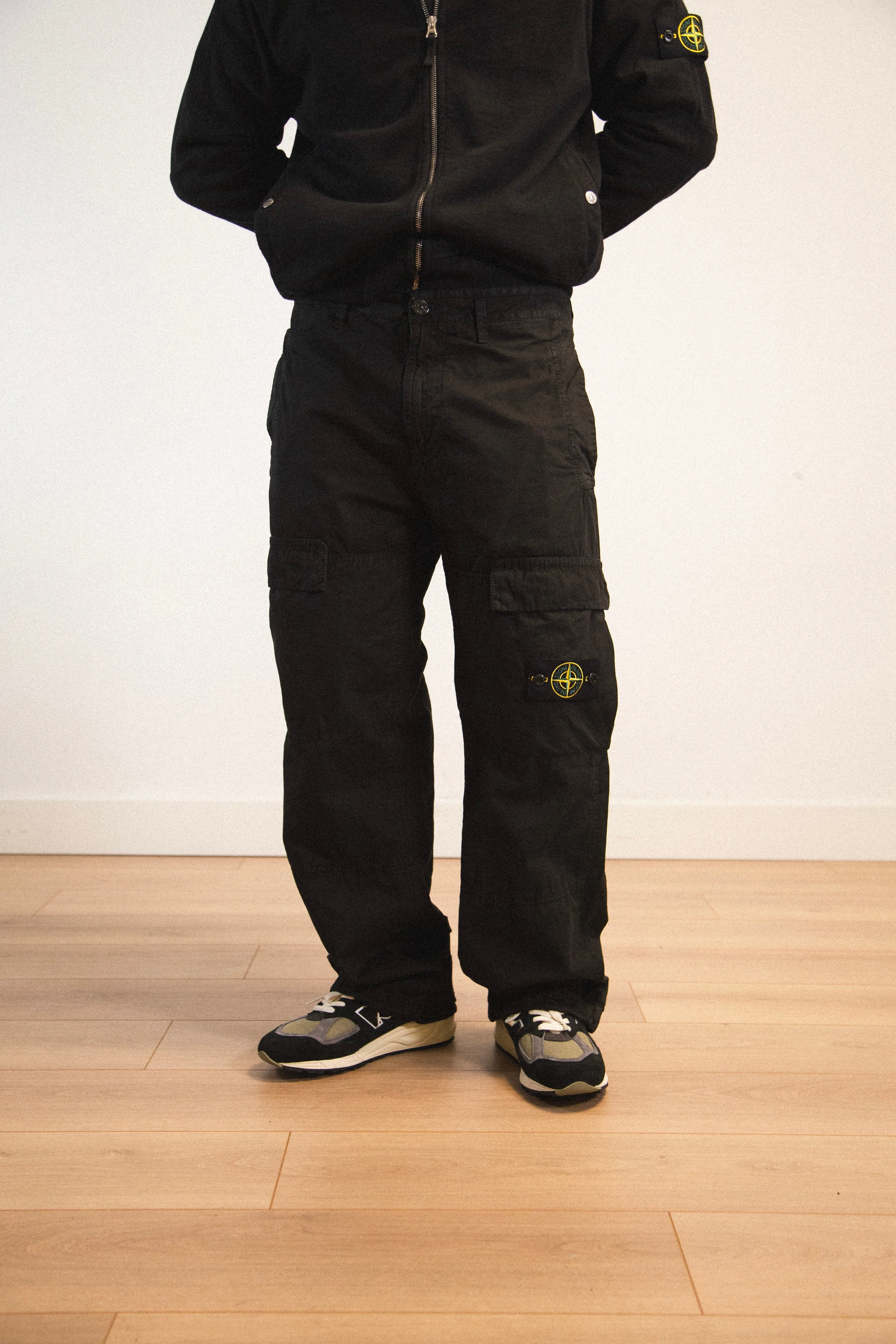 Cargo Pants Comfort Fit Black 'Old Treatment'