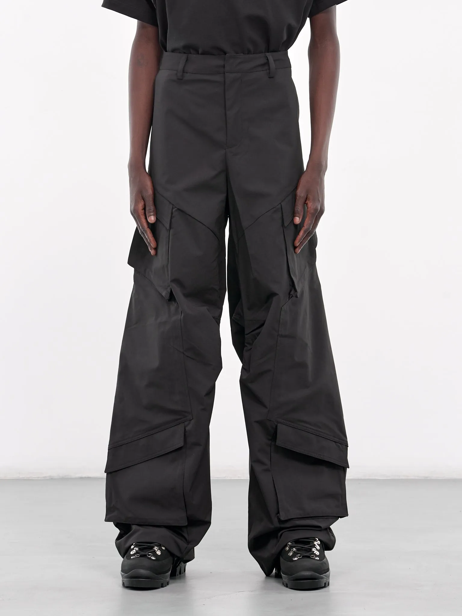 Cellulae Cargo Trousers (HE-M-10-160-BLK01-BLACK)