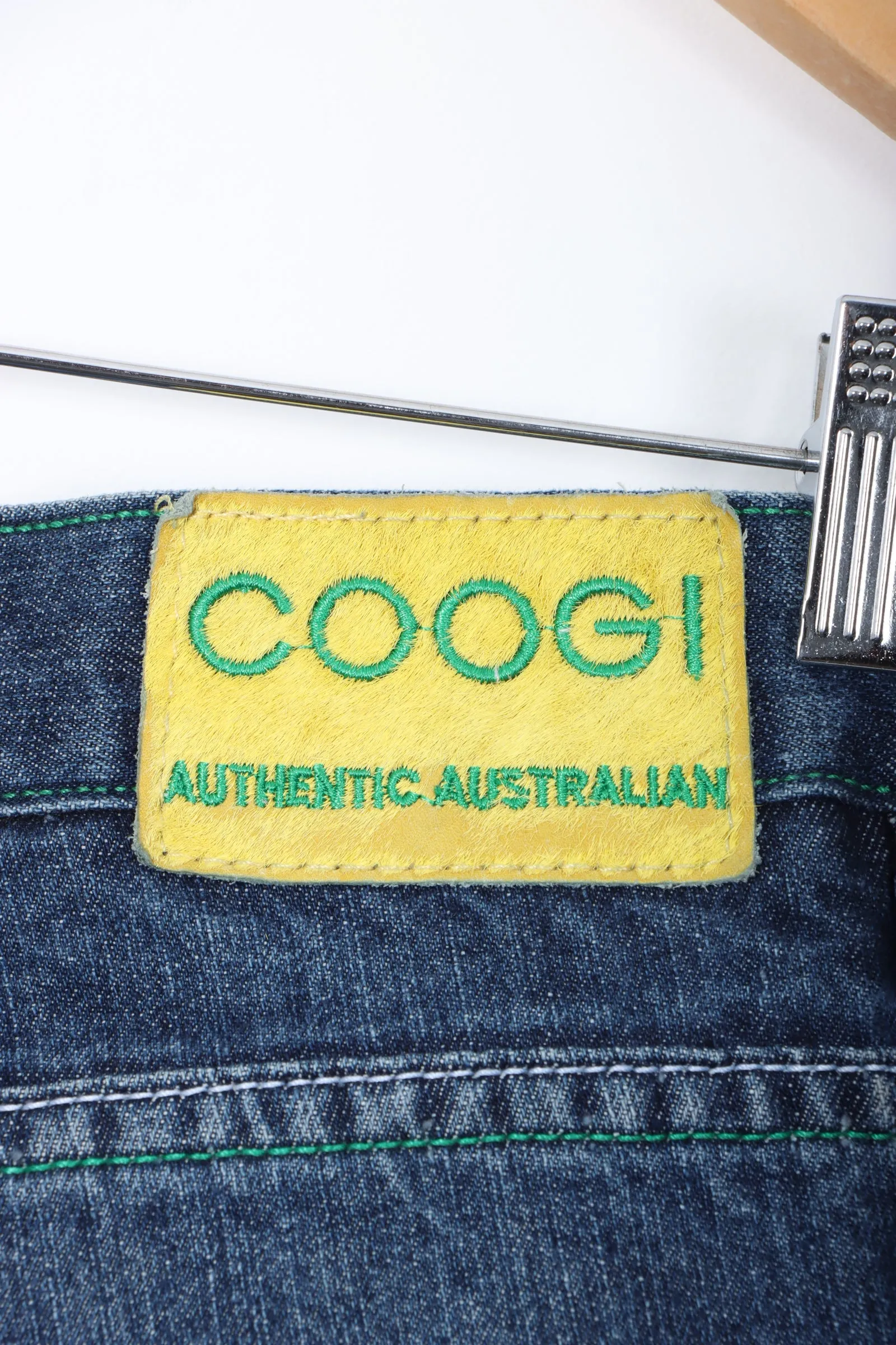 COOGI Embroidered Dragon Logo Y2K Jeans (38x34)