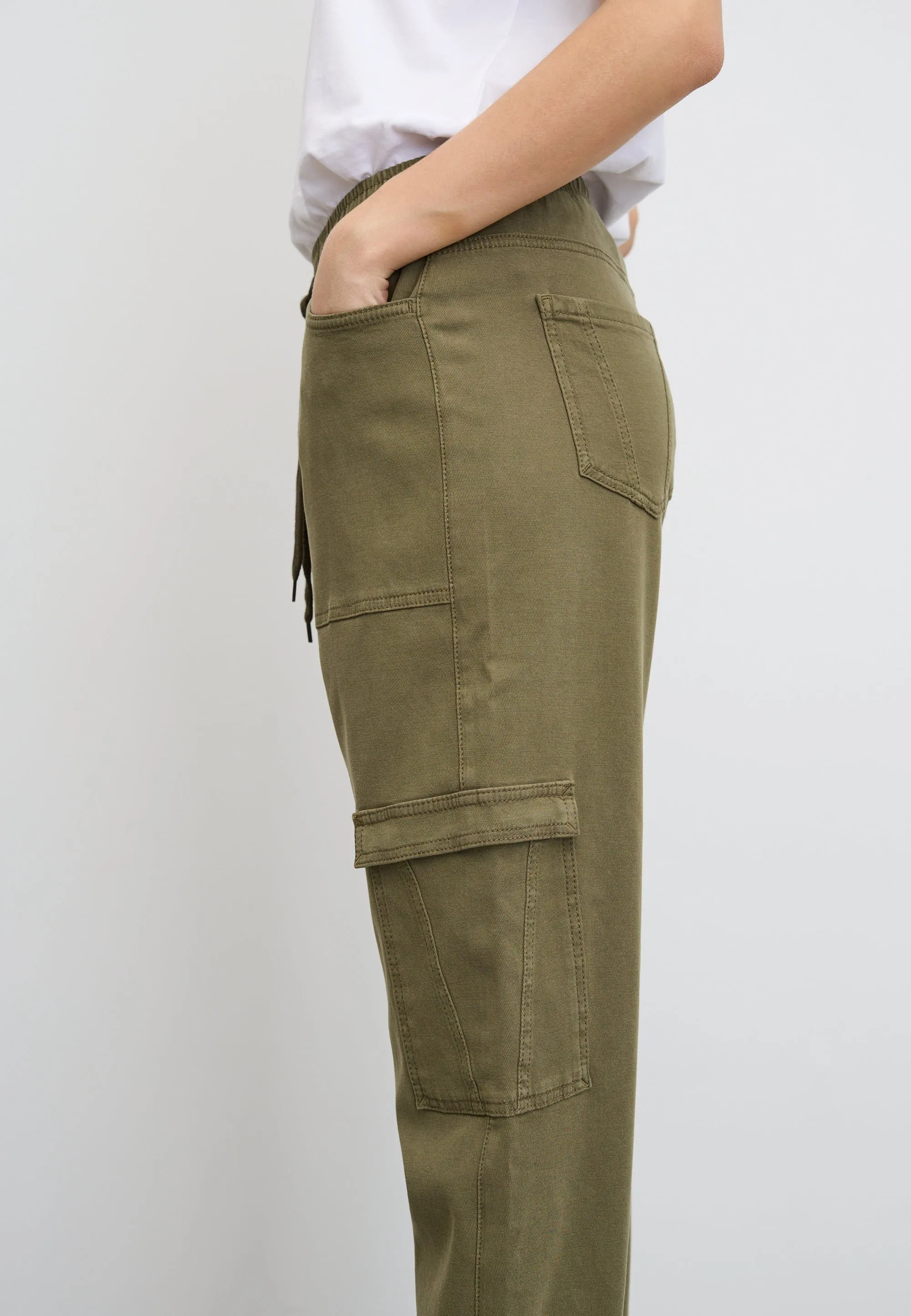 Ofelia Cargo Relaxed - Medium Length - Dried Olive