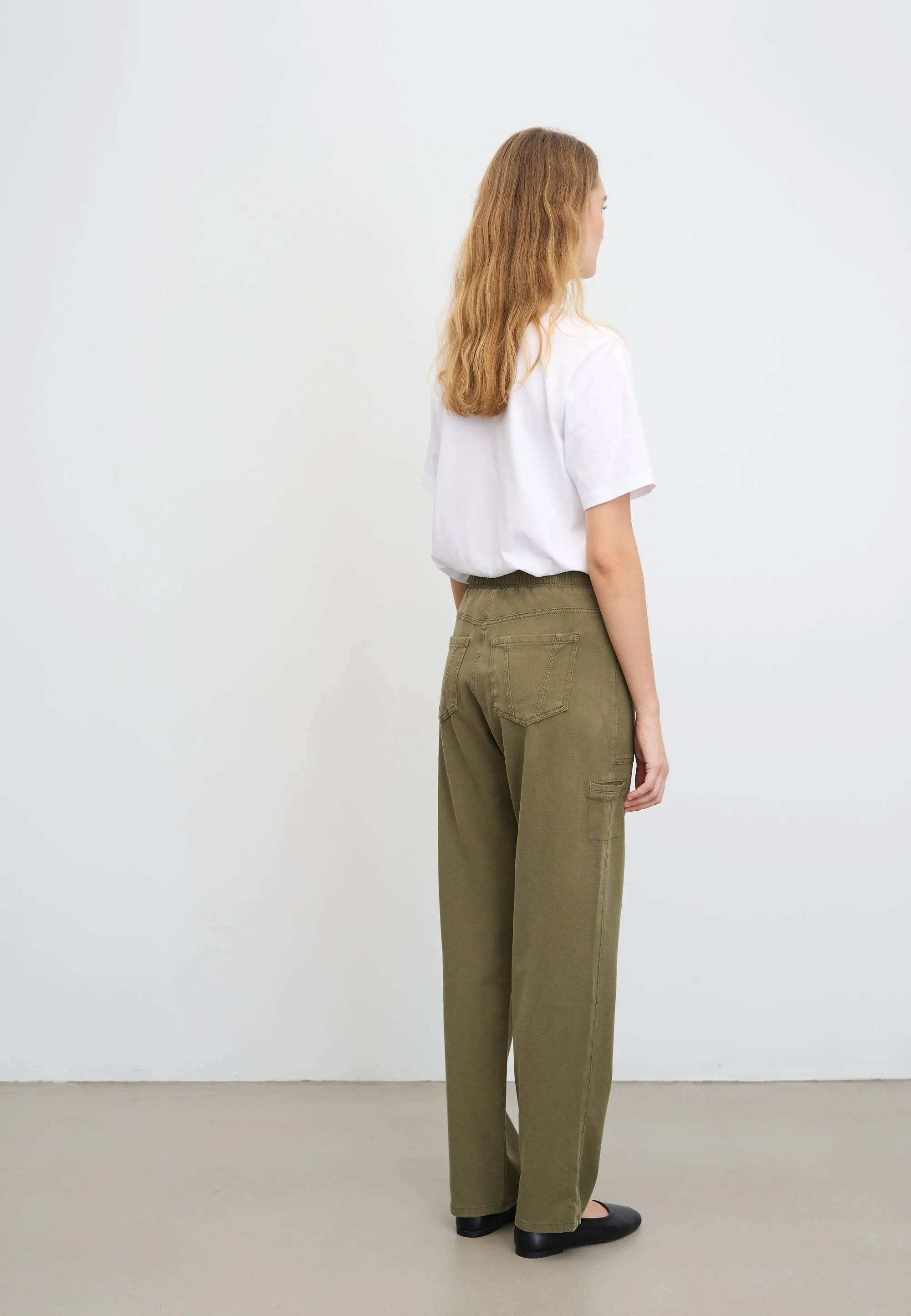 Ofelia Cargo Relaxed - Medium Length - Dried Olive