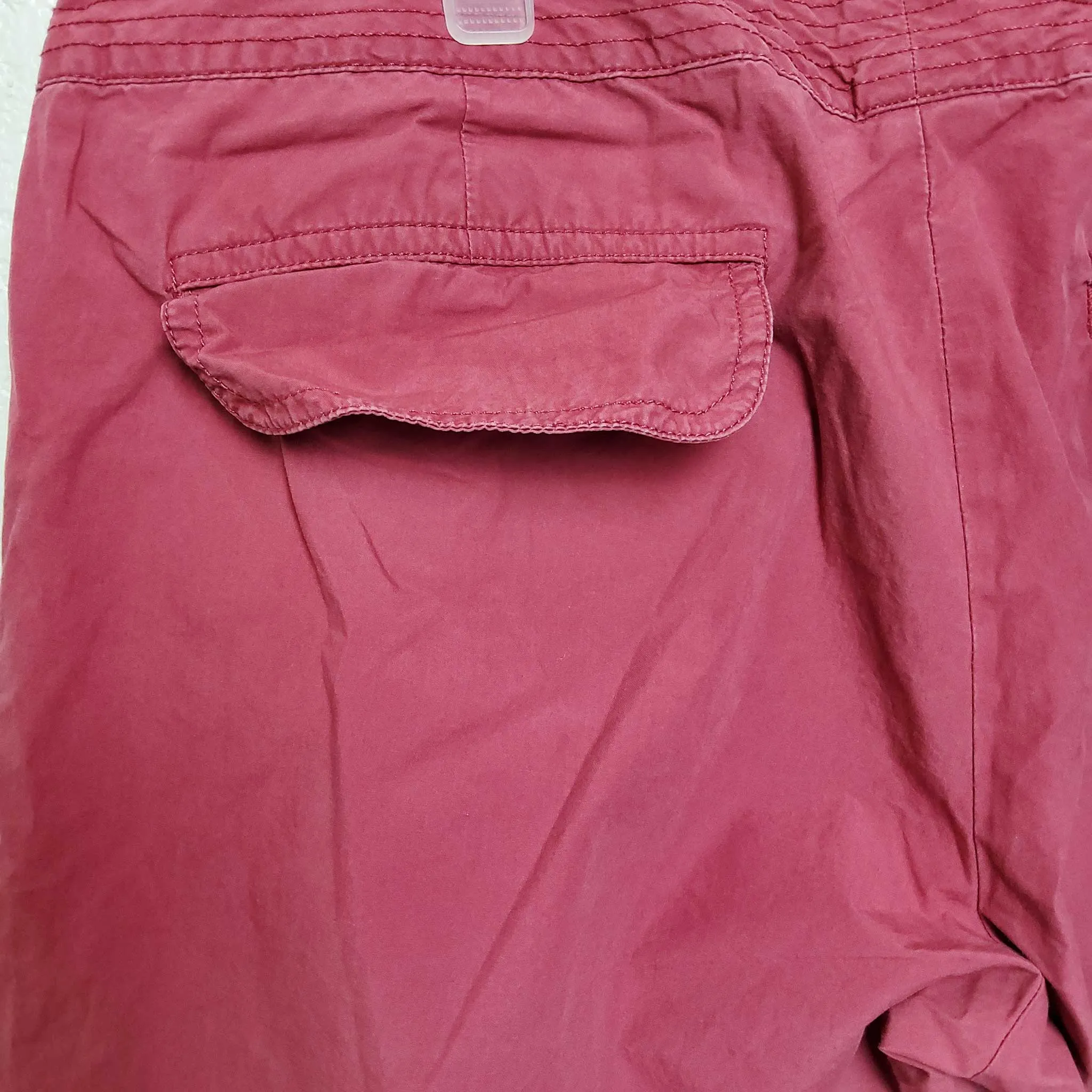 Old Navy Maroon Cargo Shorts, Women's Size 14