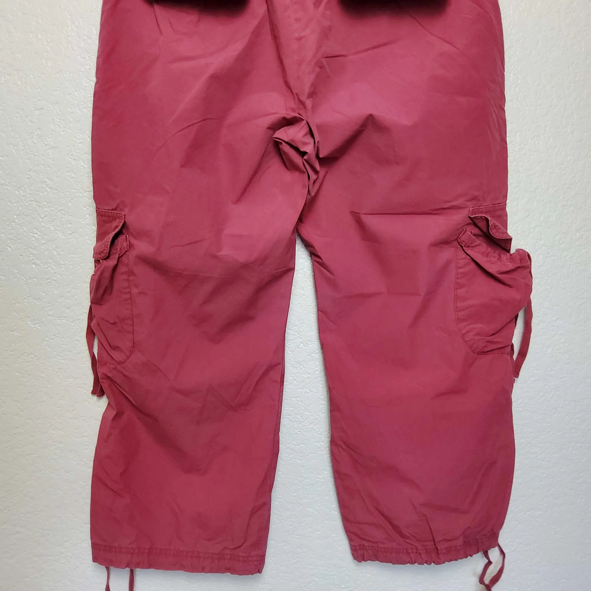 Old Navy Maroon Cargo Shorts, Women's Size 14