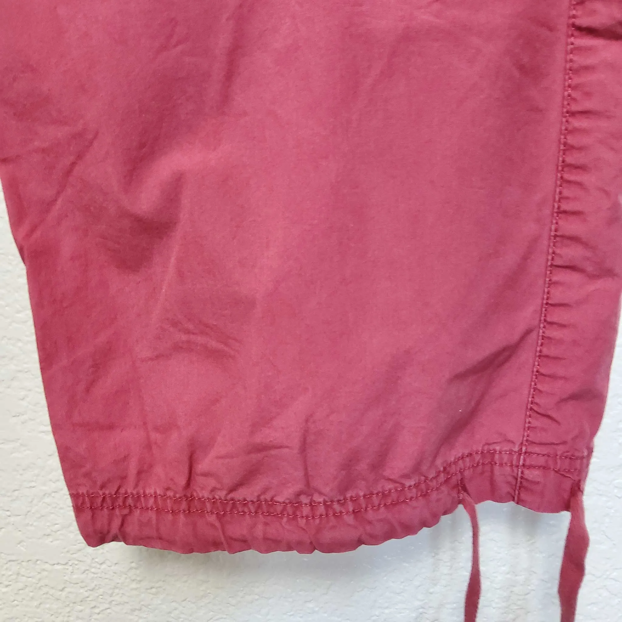 Old Navy Maroon Cargo Shorts, Women's Size 14