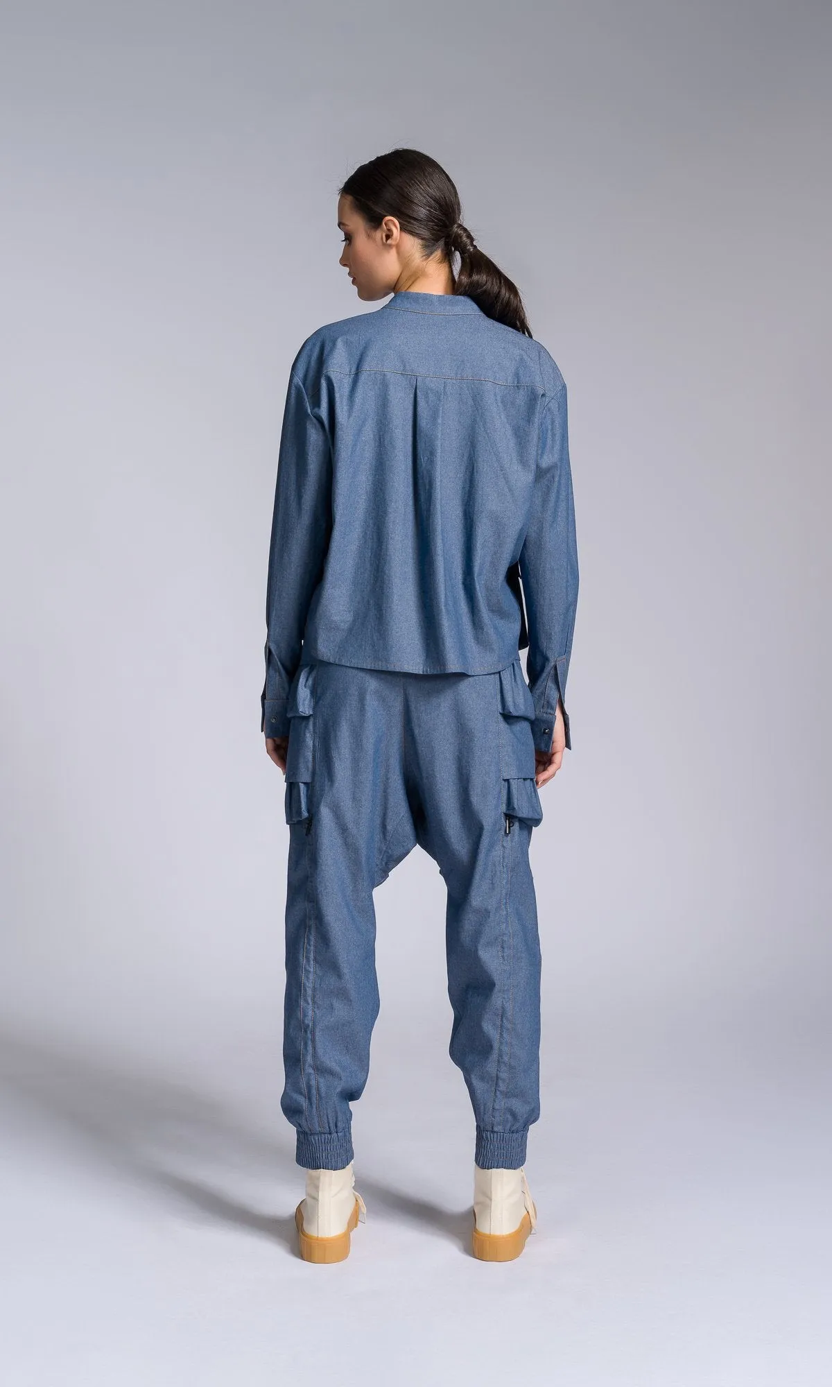 Two-piece Set of Chambray Pants and Shirt with Layered Cargo Pockets