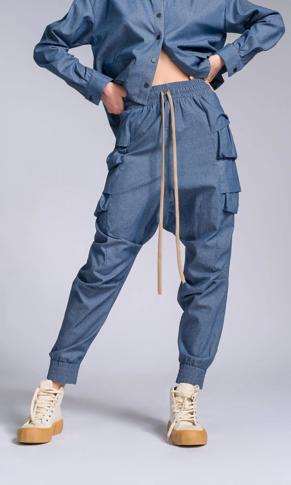 Two-piece Set of Chambray Pants and Shirt with Layered Cargo Pockets