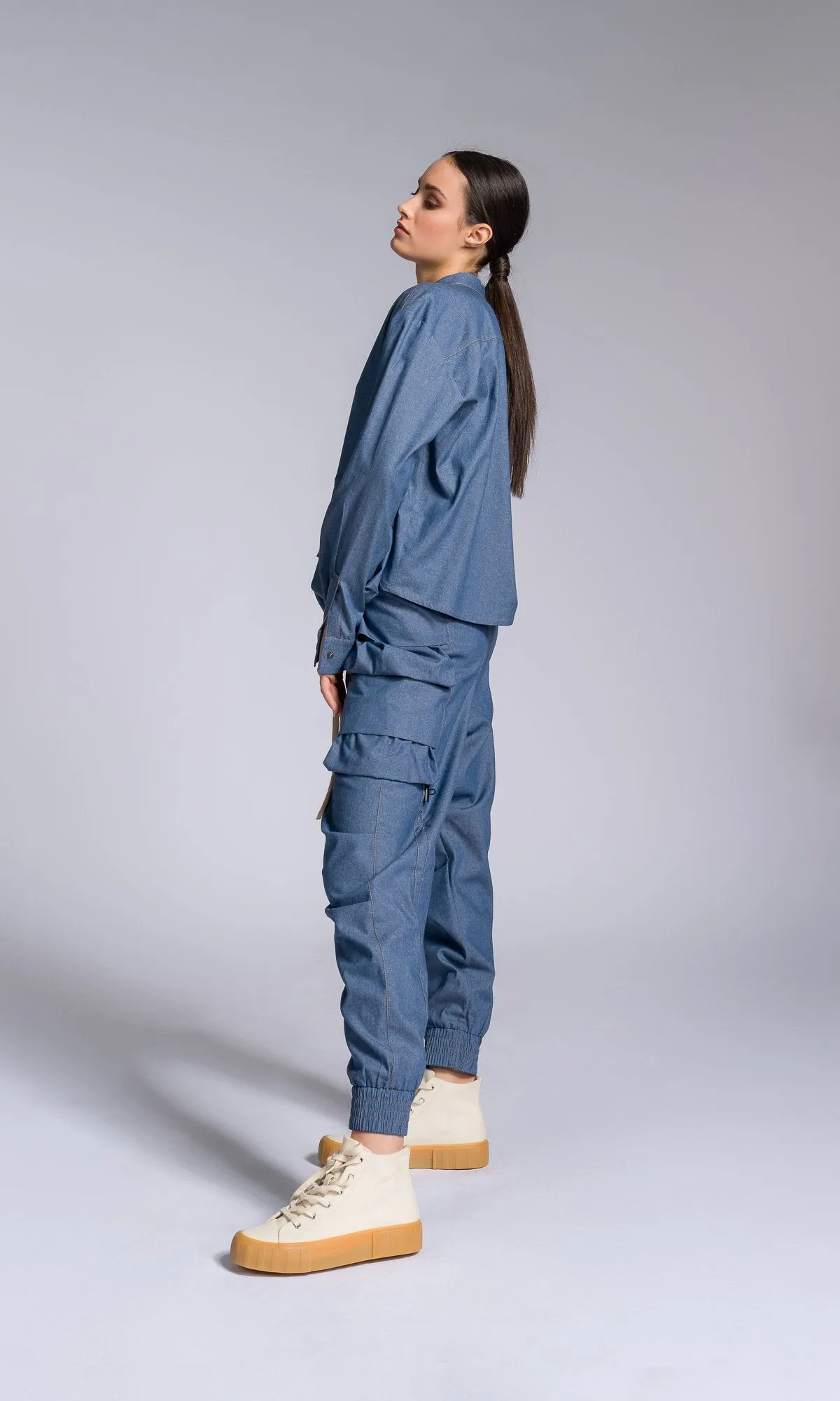 Two-piece Set of Chambray Pants and Shirt with Layered Cargo Pockets