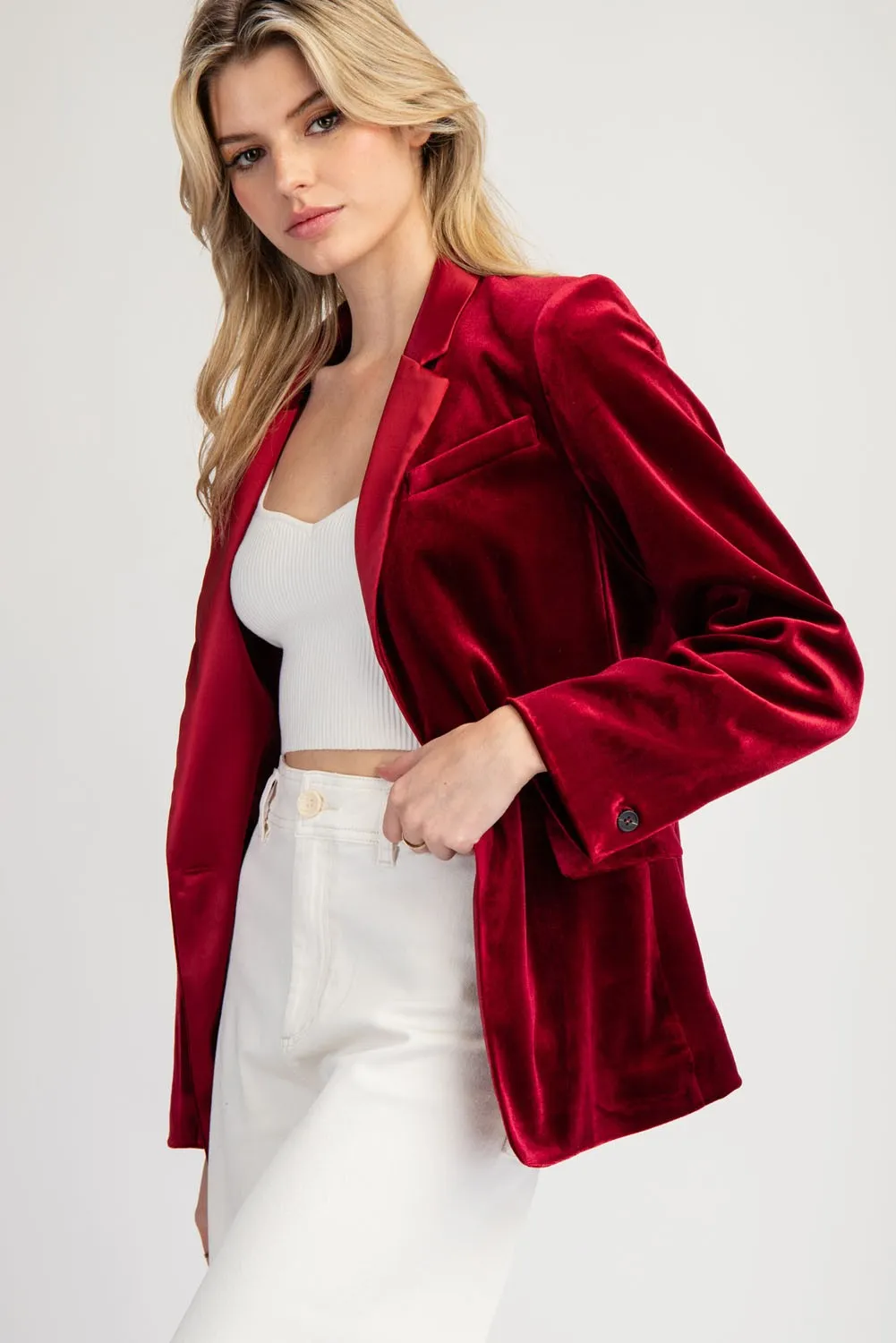 VELVET BLAZER